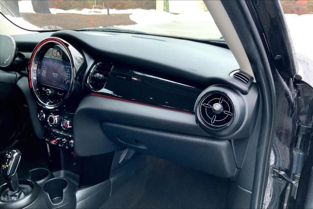 used 2022 MINI Hardtop car, priced at $23,321