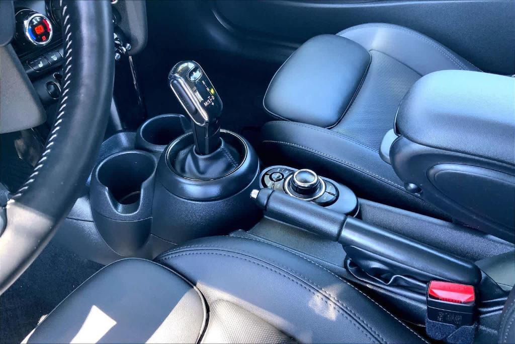 used 2024 MINI Hardtop car, priced at $26,865