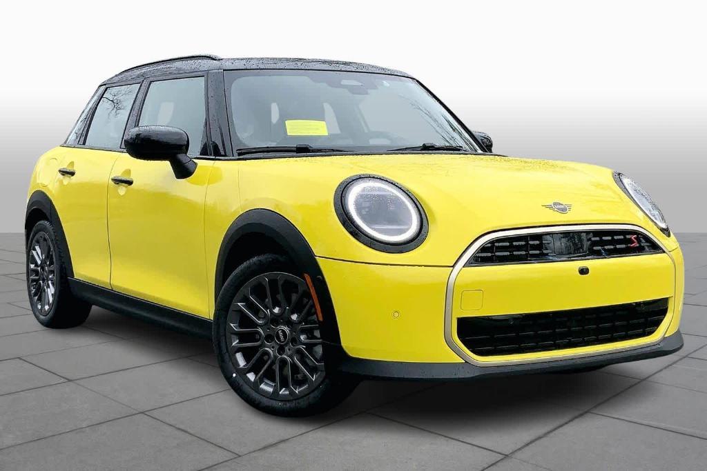 new 2026 MINI Hardtop car, priced at $40,940
