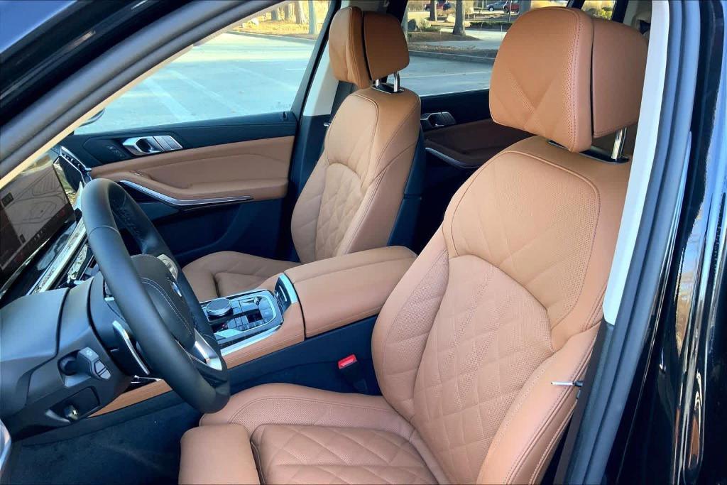 new 2026 BMW X7 car, priced at $91,705