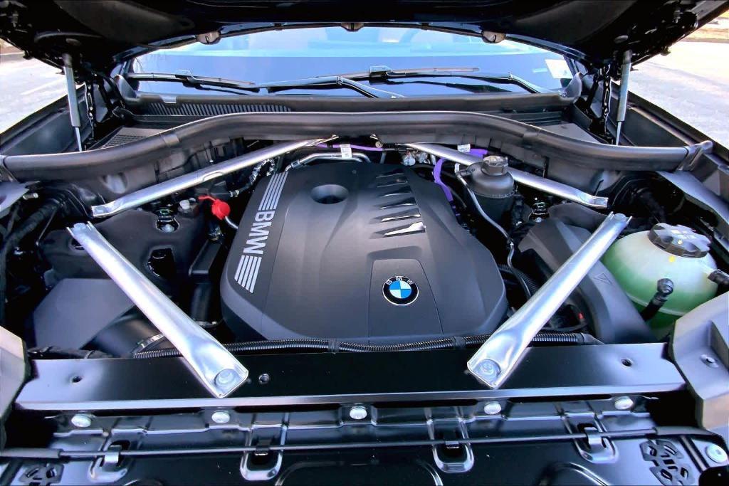 new 2026 BMW X7 car, priced at $91,705