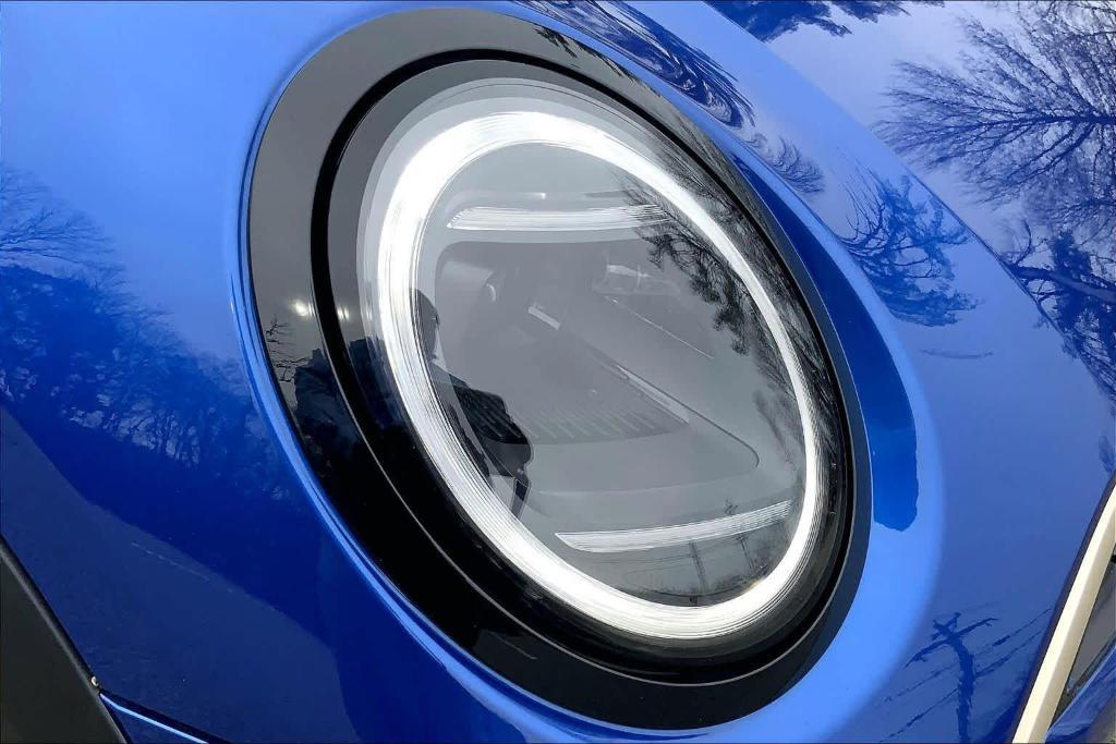 new 2026 MINI Hardtop car, priced at $40,690