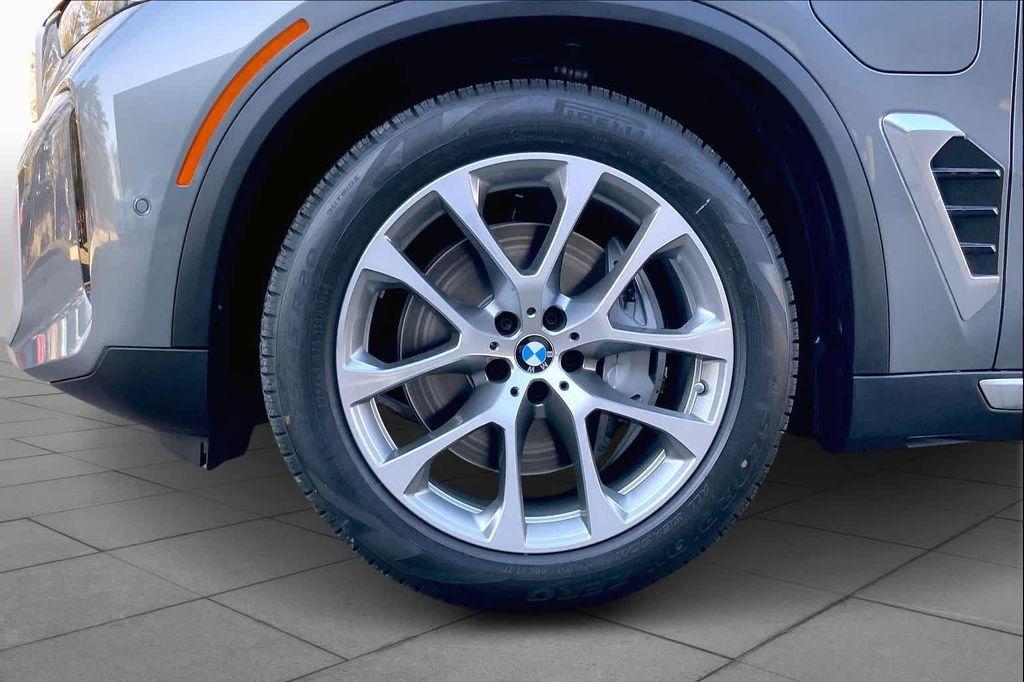 new 2026 BMW X5 PHEV car, priced at $77,870