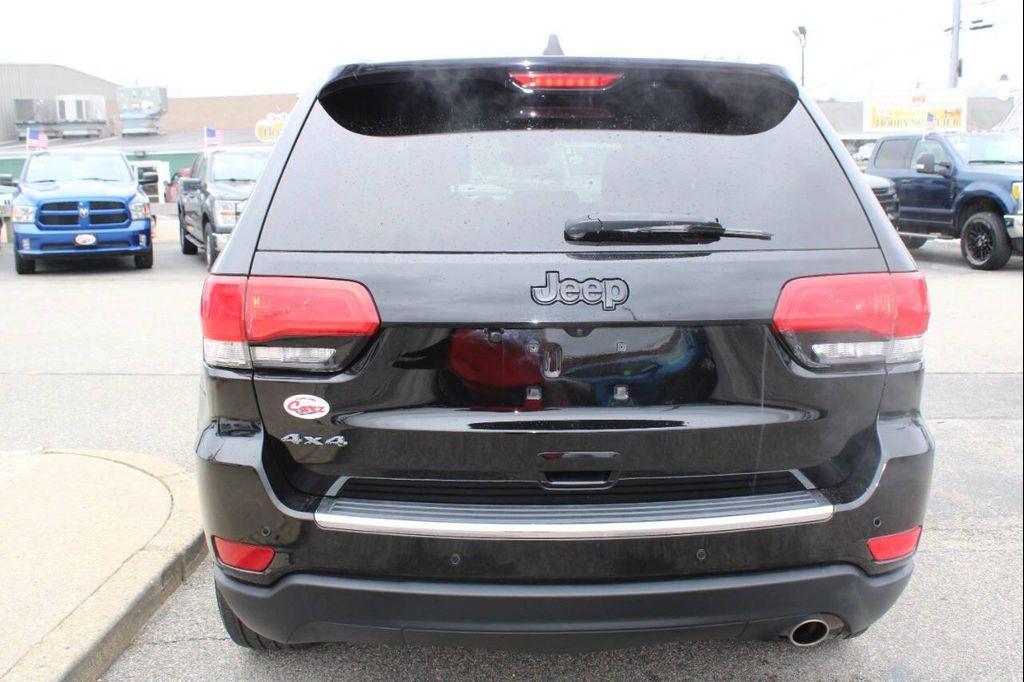 used 2019 Jeep Grand Cherokee car, priced at $17,995