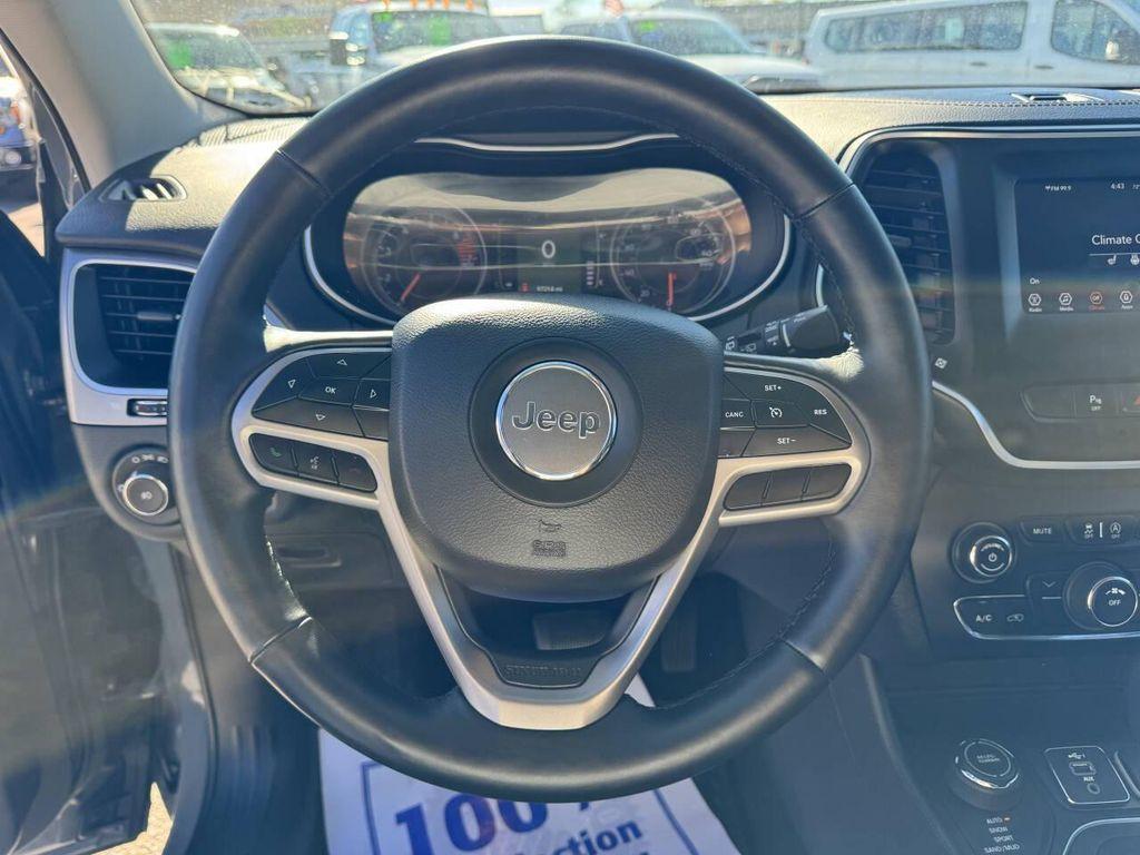 used 2019 Jeep Cherokee car, priced at $17,995
