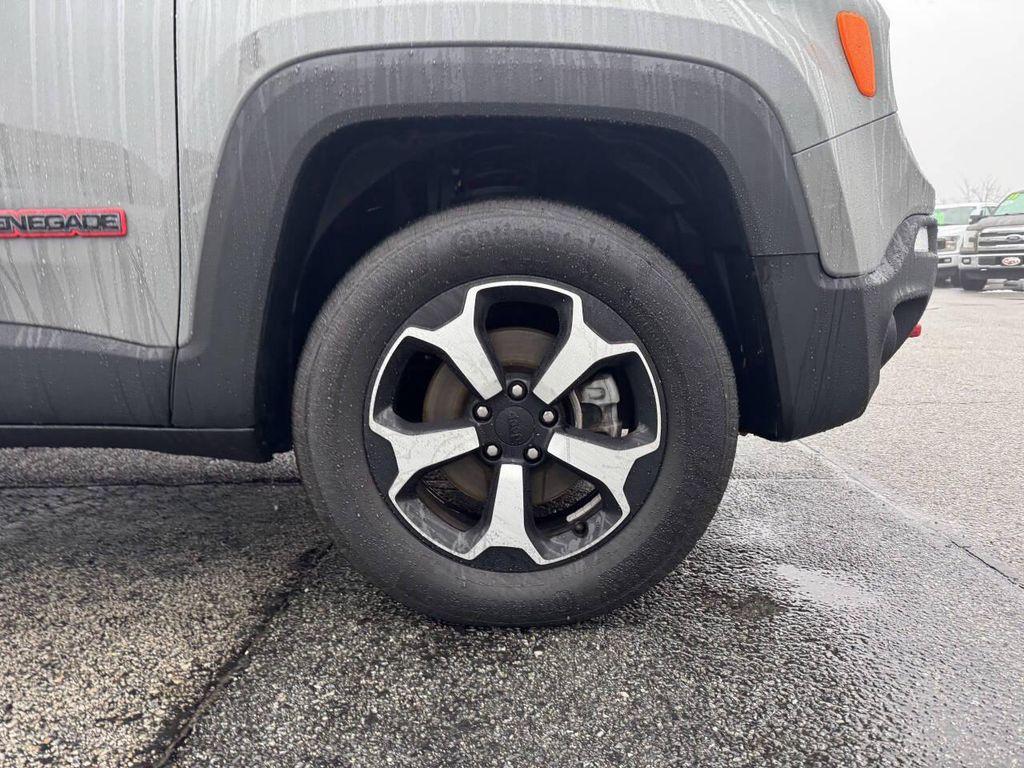 used 2021 Jeep Renegade car, priced at $13,995