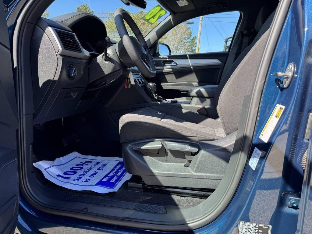 used 2020 Volkswagen Atlas Cross Sport car, priced at $15,995