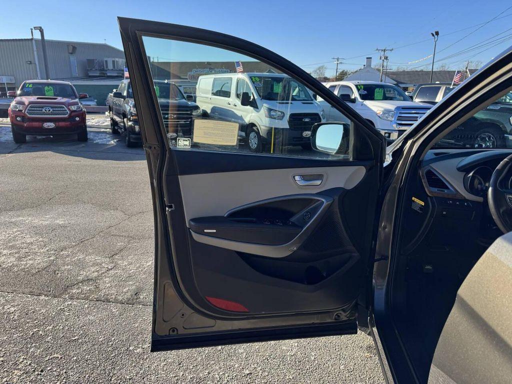 used 2013 Hyundai Santa Fe car, priced at $8,995