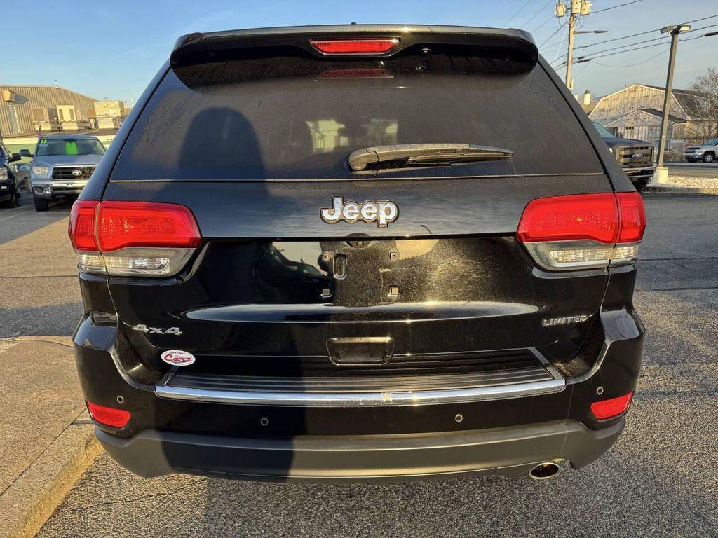 used 2018 Jeep Grand Cherokee car, priced at $15,995