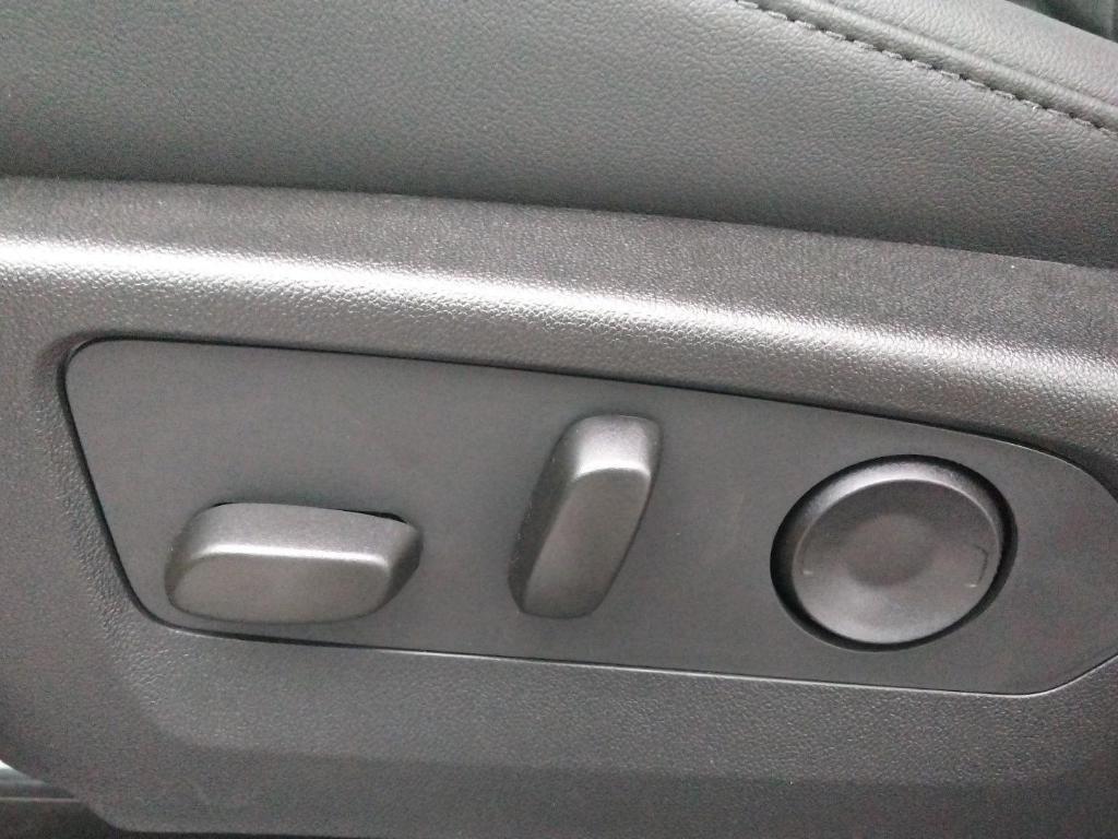 new 2026 Chevrolet Colorado car, priced at $45,870