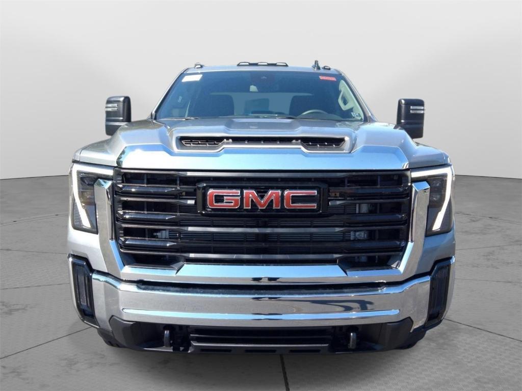 new 2025 GMC Sierra 2500 car, priced at $65,000