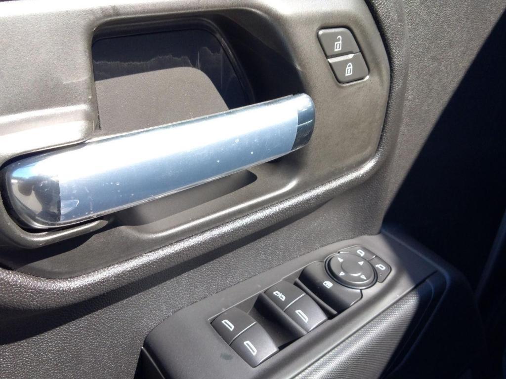 new 2025 GMC Sierra 2500 car, priced at $65,000