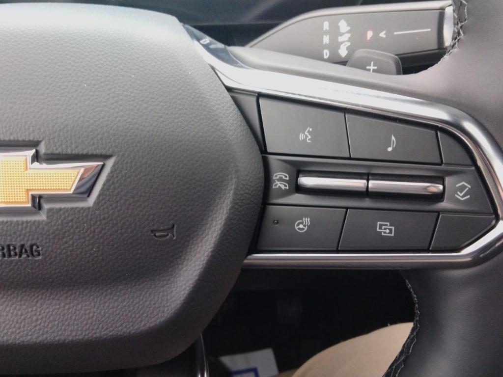 new 2026 Chevrolet Equinox car, priced at $35,195