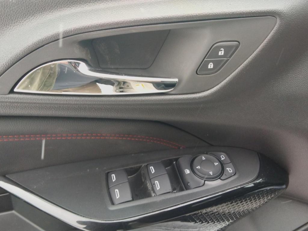 new 2026 Chevrolet Trax car