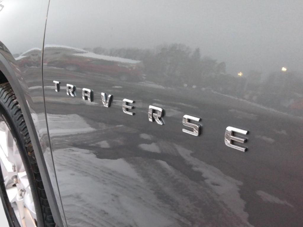 used 2020 Chevrolet Traverse car, priced at $25,900