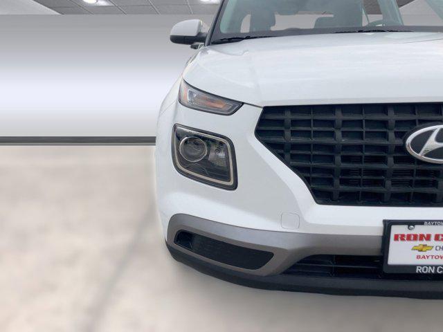 used 2025 Hyundai Venue car, priced at $20,798