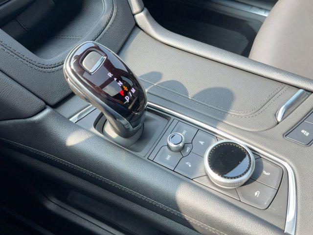 new 2025 Cadillac XT5 car, priced at $54,611