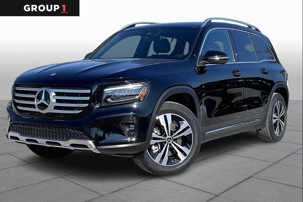 used 2025 Mercedes-Benz GLB 250 car, priced at $38,633