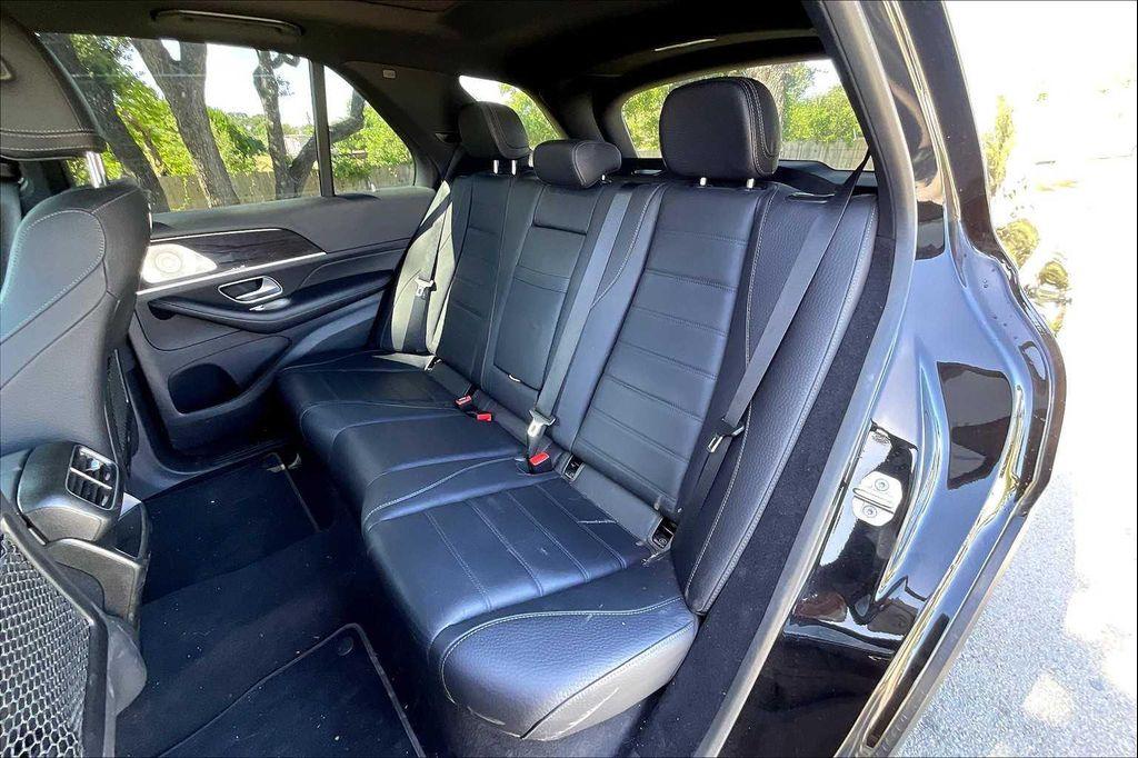 used 2020 Mercedes-Benz GLE 350 car, priced at $33,889