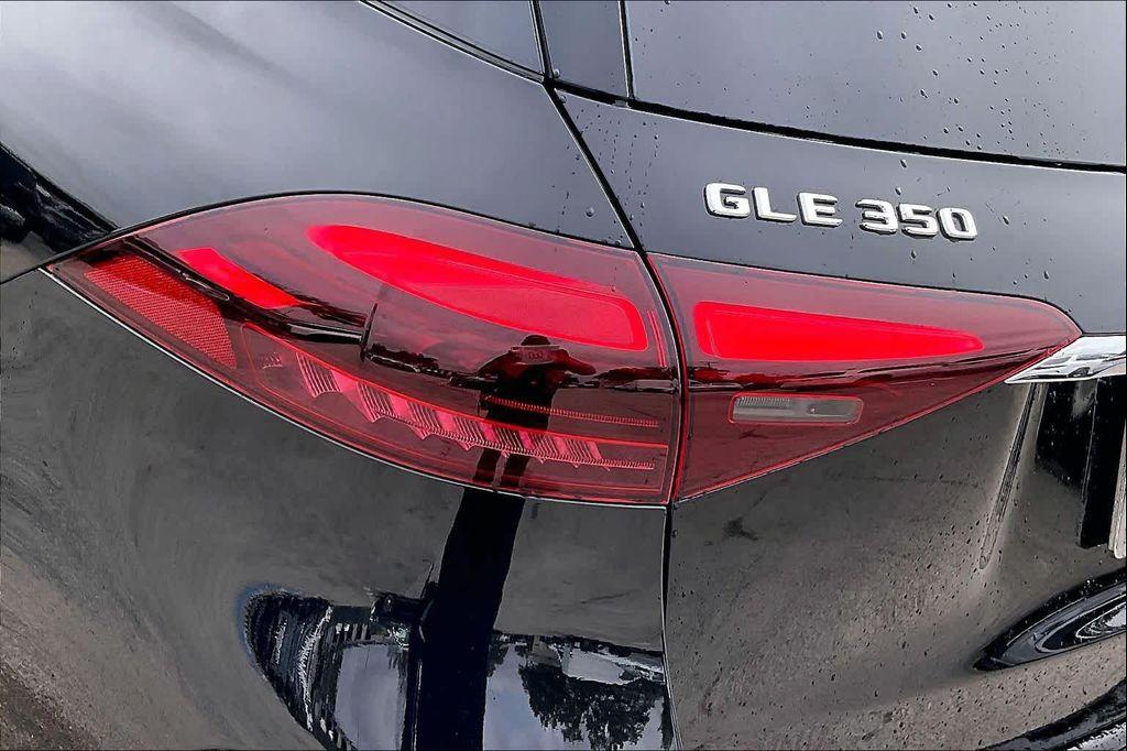 new 2026 Mercedes-Benz GLE 350 car, priced at $71,210