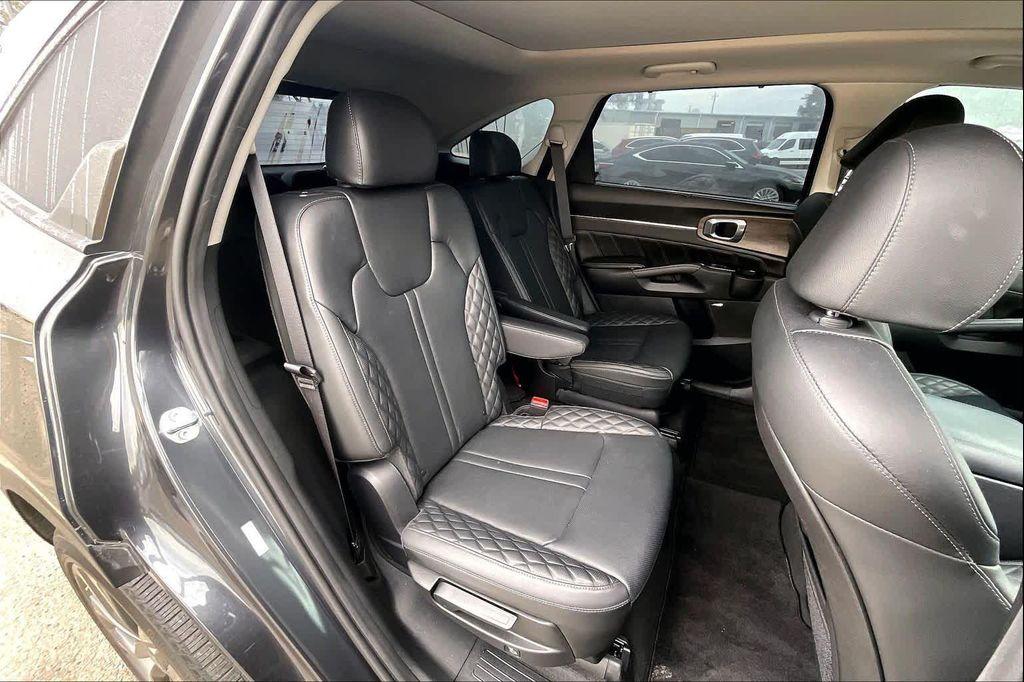 used 2023 Kia Sorento car, priced at $32,815