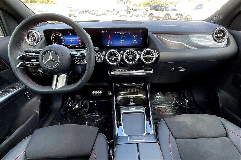 new 2024 Mercedes-Benz GLA 250 car, priced at $53,820