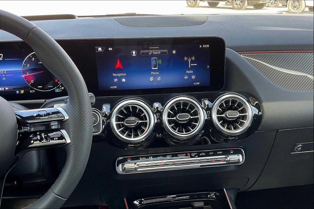 new 2024 Mercedes-Benz GLA 250 car, priced at $53,820