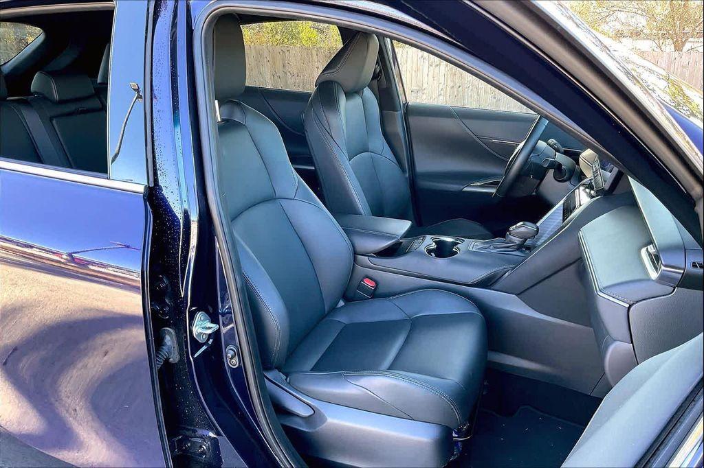 used 2024 Toyota Venza car, priced at $33,992