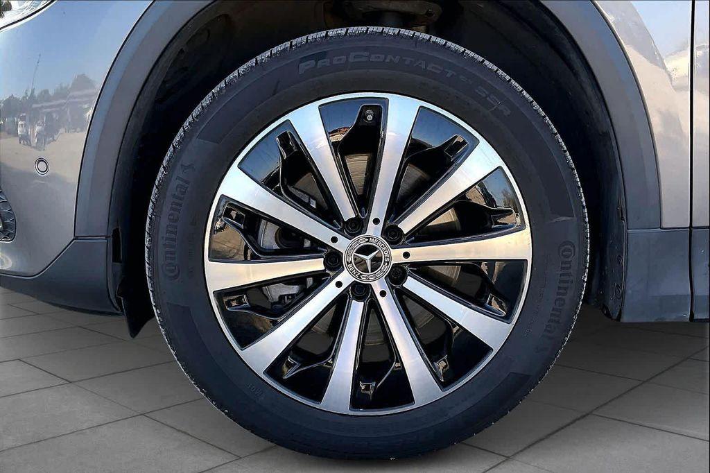 used 2023 Mercedes-Benz GLA 250 car, priced at $23,222