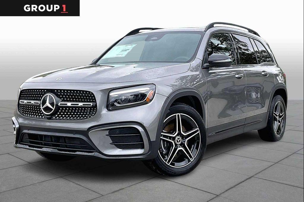 new 2026 Mercedes-Benz GLB 250 car, priced at $51,425