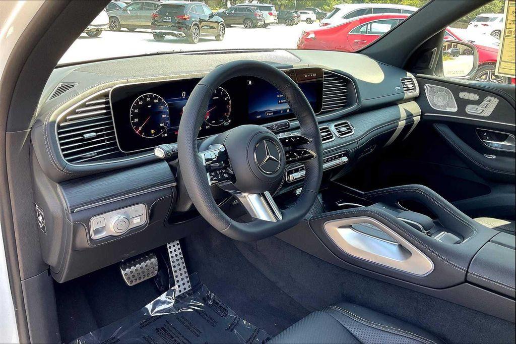new 2026 Mercedes-Benz GLE 580 car, priced at $101,110