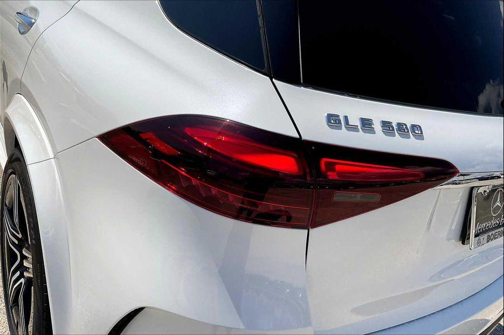 new 2026 Mercedes-Benz GLE 580 car, priced at $101,110