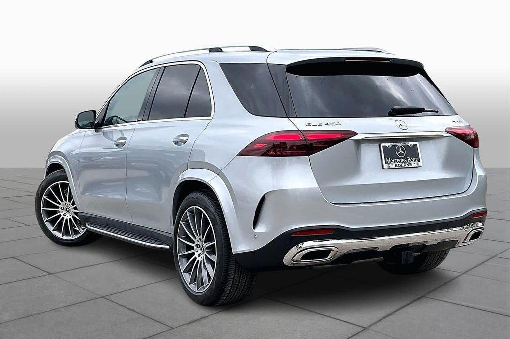 new 2026 Mercedes-Benz GLE 450 car, priced at $82,420