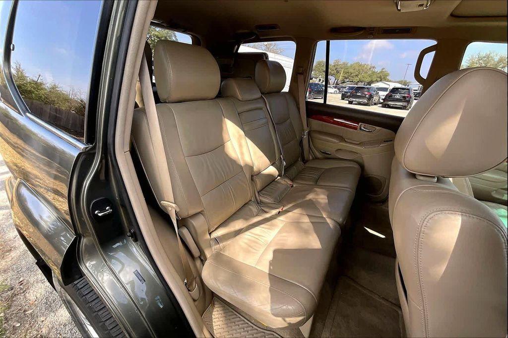 used 2006 Lexus GX 470 car, priced at $11,971