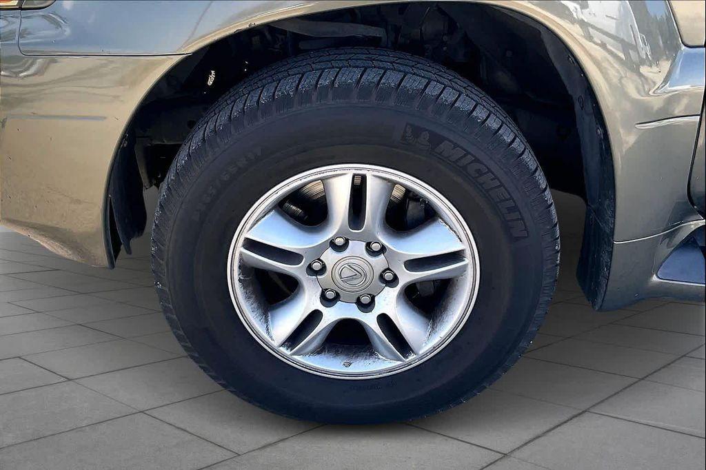 used 2006 Lexus GX 470 car, priced at $11,971