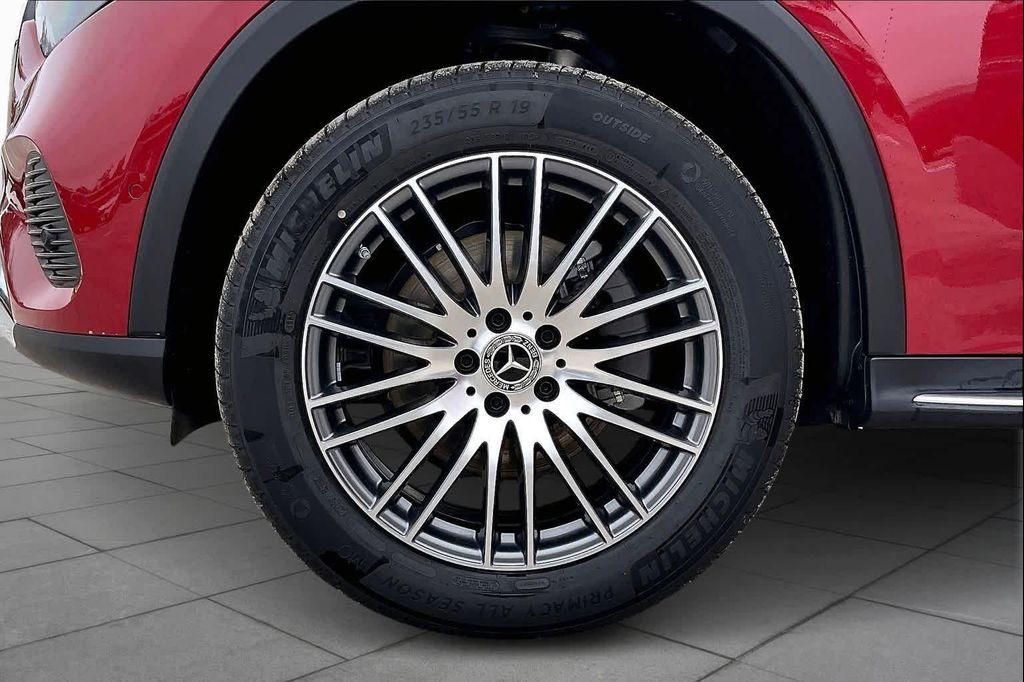 new 2026 Mercedes-Benz GLC 300 car, priced at $54,300