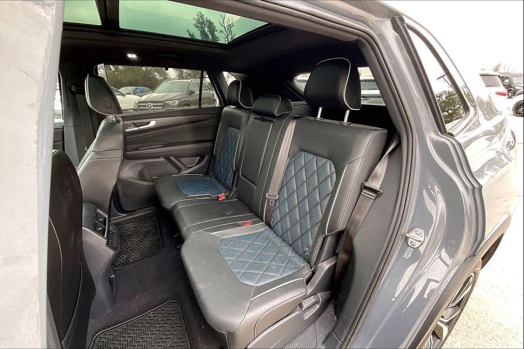 used 2024 Volkswagen Atlas Cross Sport car, priced at $38,471