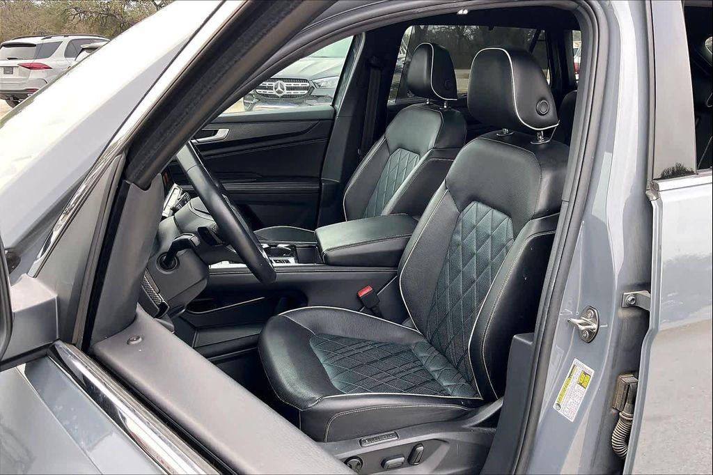 used 2024 Volkswagen Atlas Cross Sport car, priced at $38,471