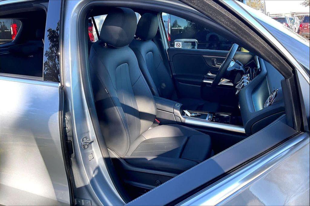 used 2025 Mercedes-Benz GLA 250 car, priced at $37,993