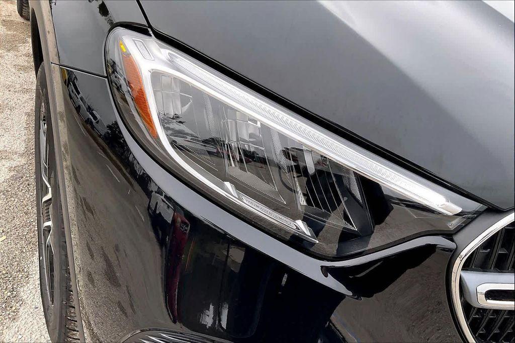 new 2026 Mercedes-Benz GLC 300 car, priced at $56,150