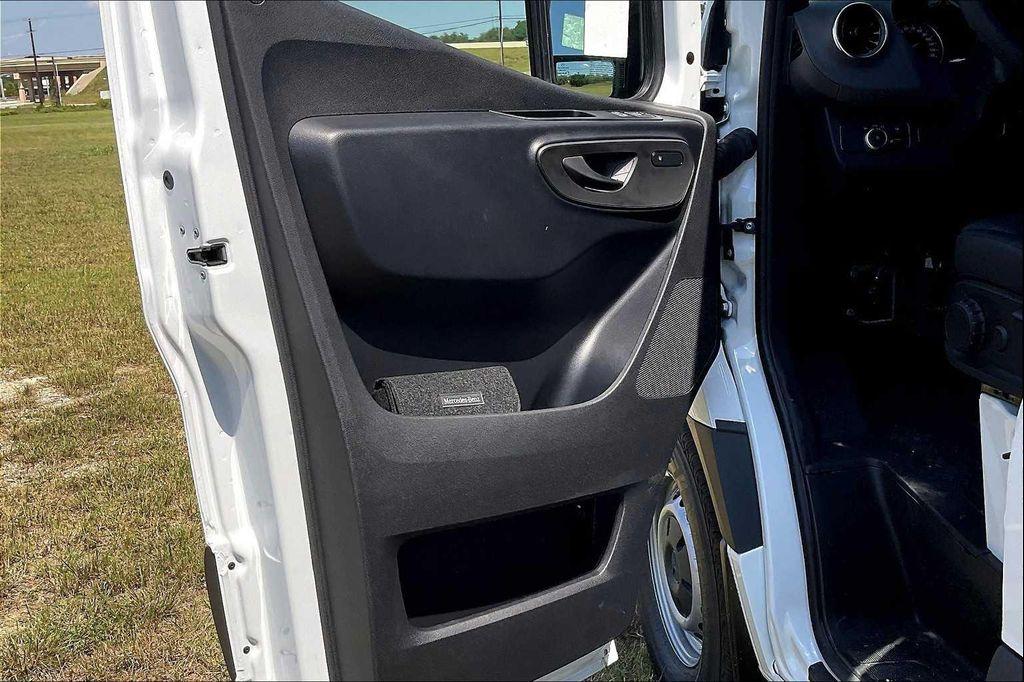 new 2025 Mercedes-Benz Sprinter 2500 car, priced at $62,237