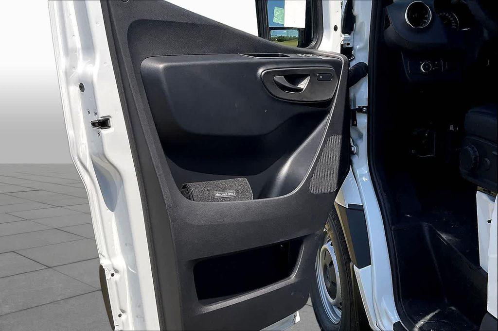 new 2025 Mercedes-Benz Sprinter 2500 car, priced at $62,462