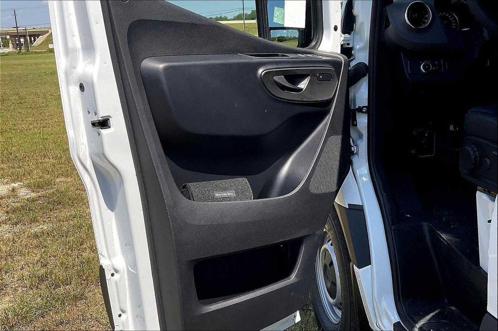 new 2025 Mercedes-Benz Sprinter 2500 car, priced at $62,462