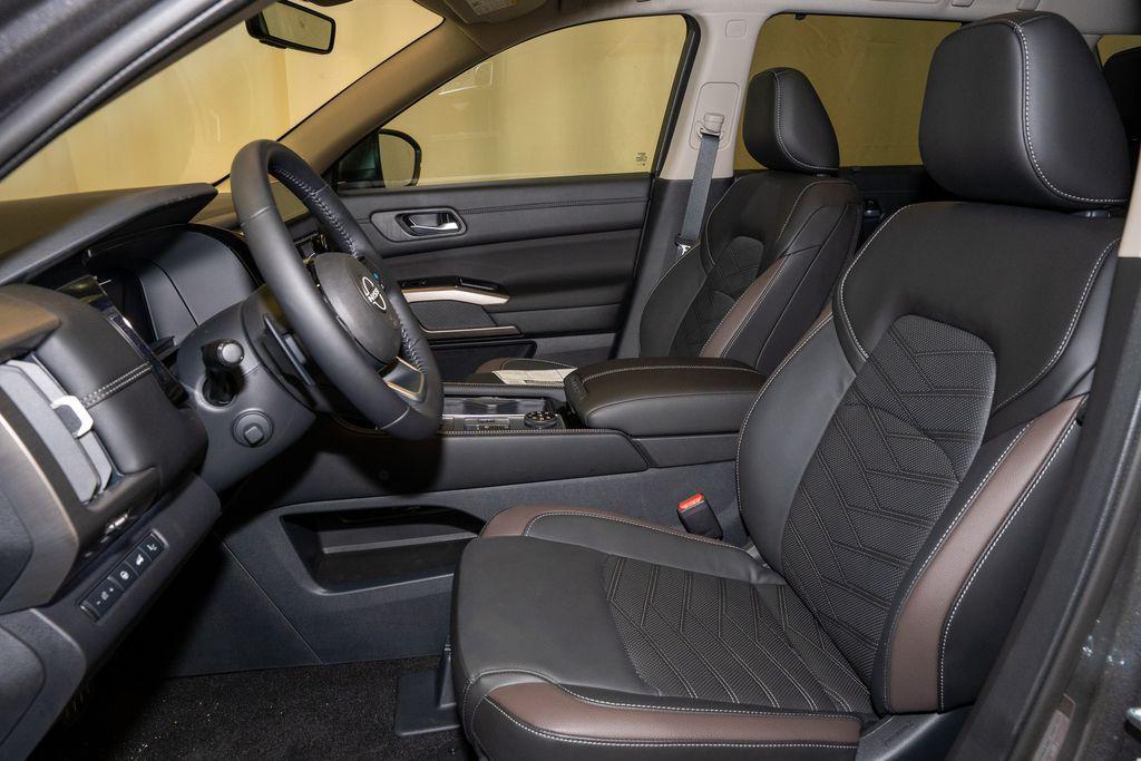 new 2025 Nissan Pathfinder car, priced at $49,830