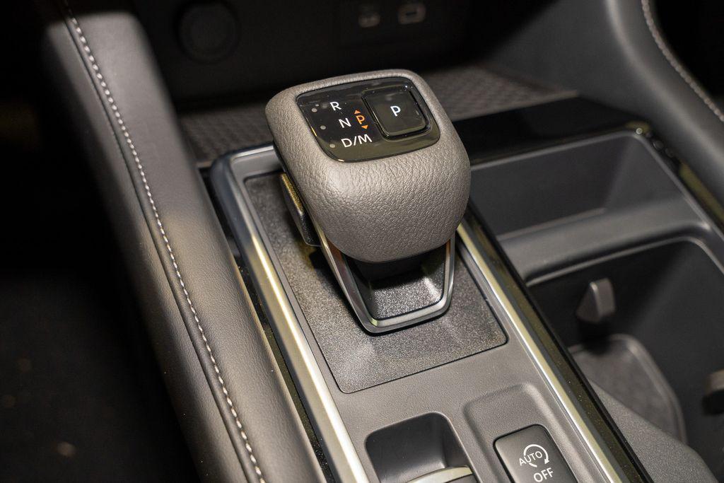 new 2025 Nissan Pathfinder car, priced at $37,410