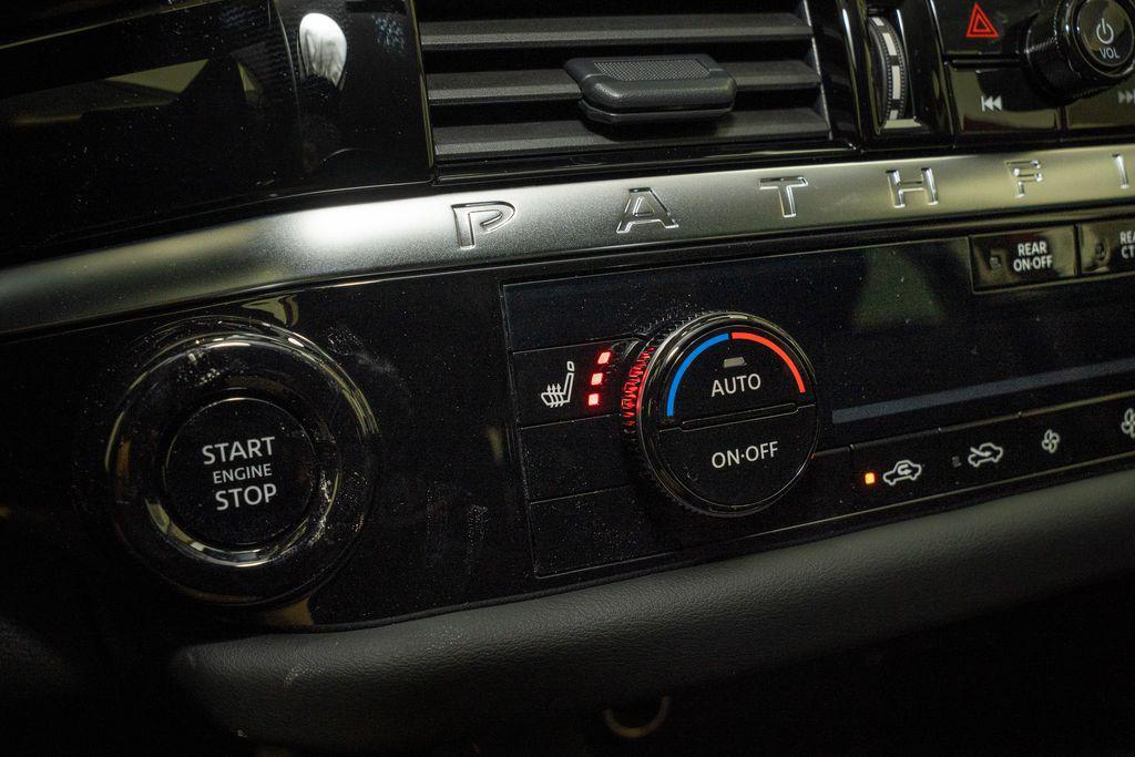 new 2026 Nissan Pathfinder car, priced at $38,666