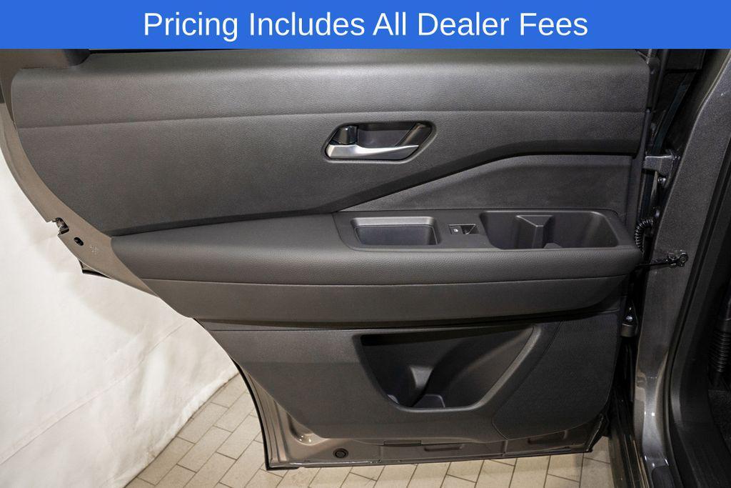 new 2026 Nissan Pathfinder car, priced at $44,998