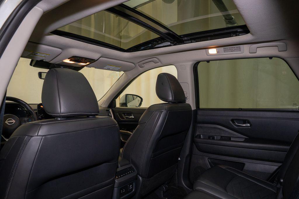 used 2024 Nissan Pathfinder car, priced at $35,393