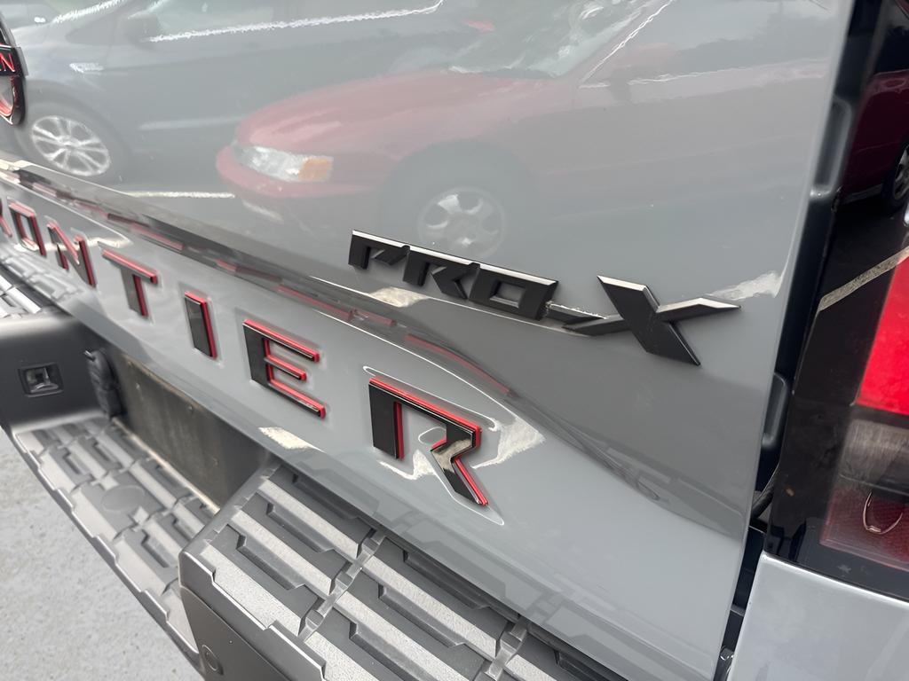 2024 Boulder Gray Pearl Nissan Frontier