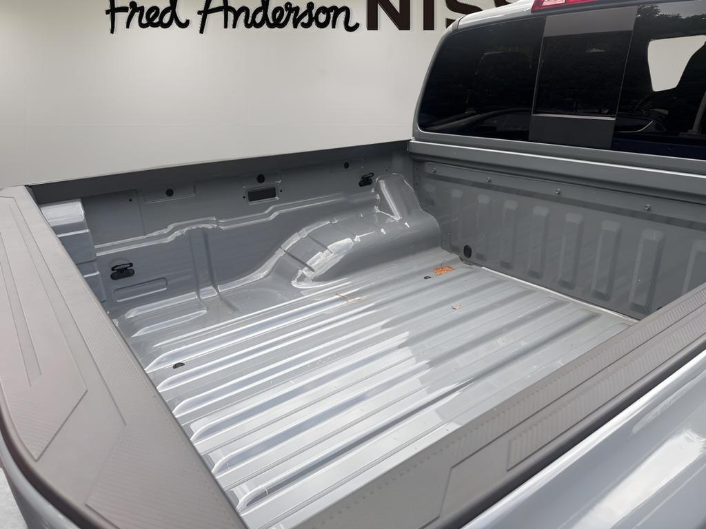 2024 Boulder Gray Pearl Nissan Frontier
